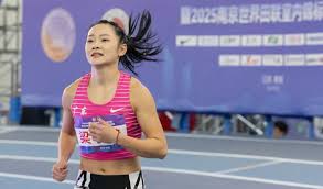 作为对手